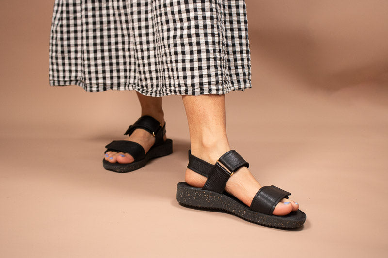 Karen Eco - Leather