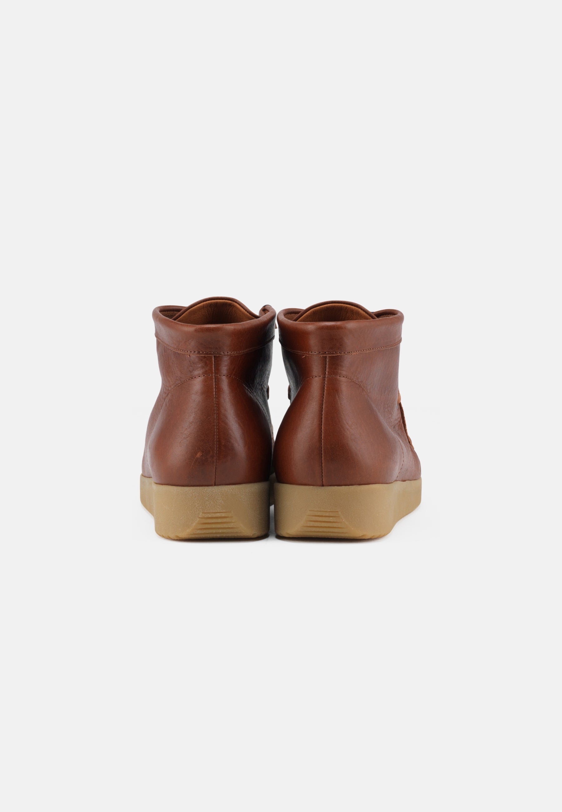 Emma Pull Up Leather - Gum Sole CF