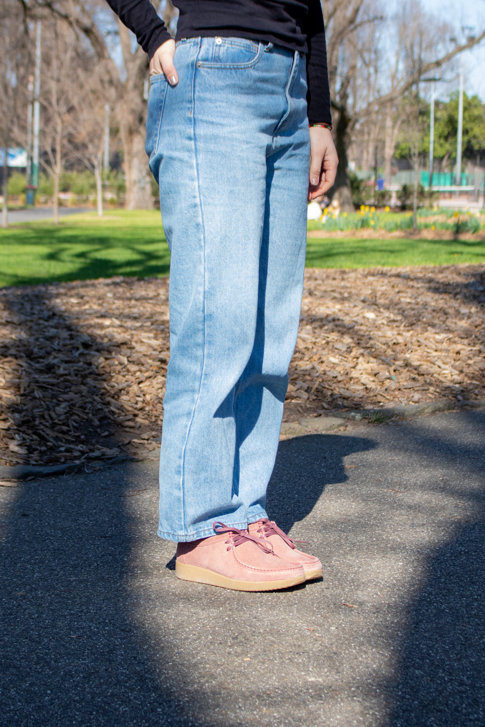 Alba - Chrome Free Suede with Gum Sole