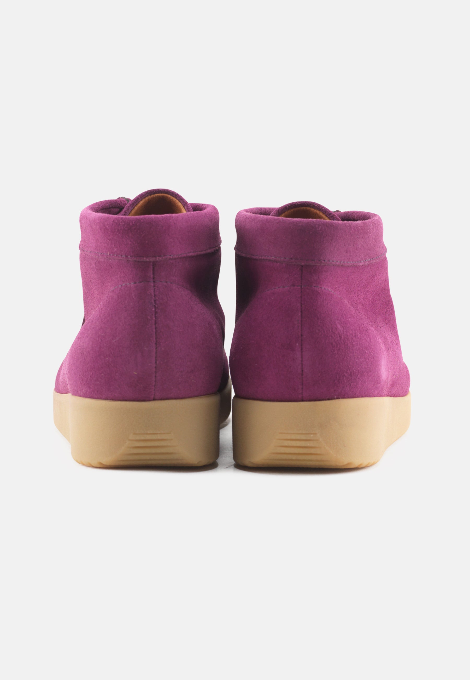 Ellen Suede WR w Gum Sole