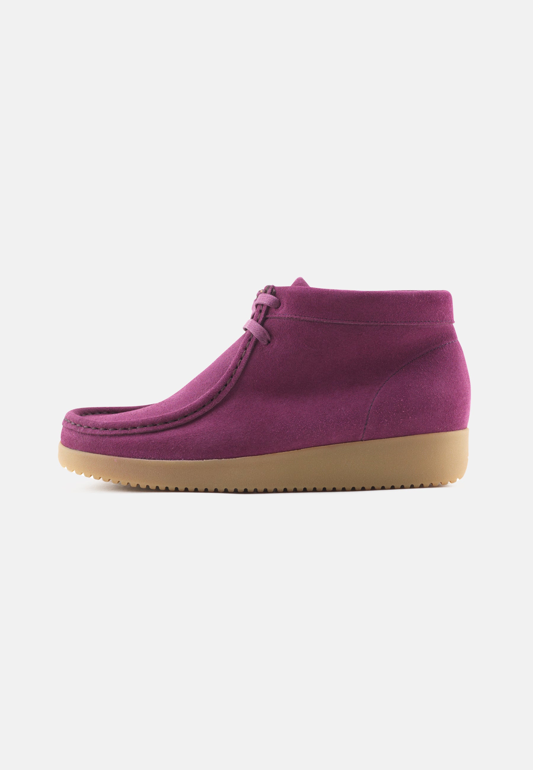 Ellen Suede WR w Gum Sole