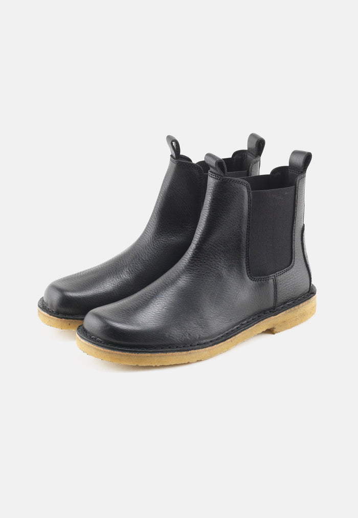 Laura Leather w Crepe Sole